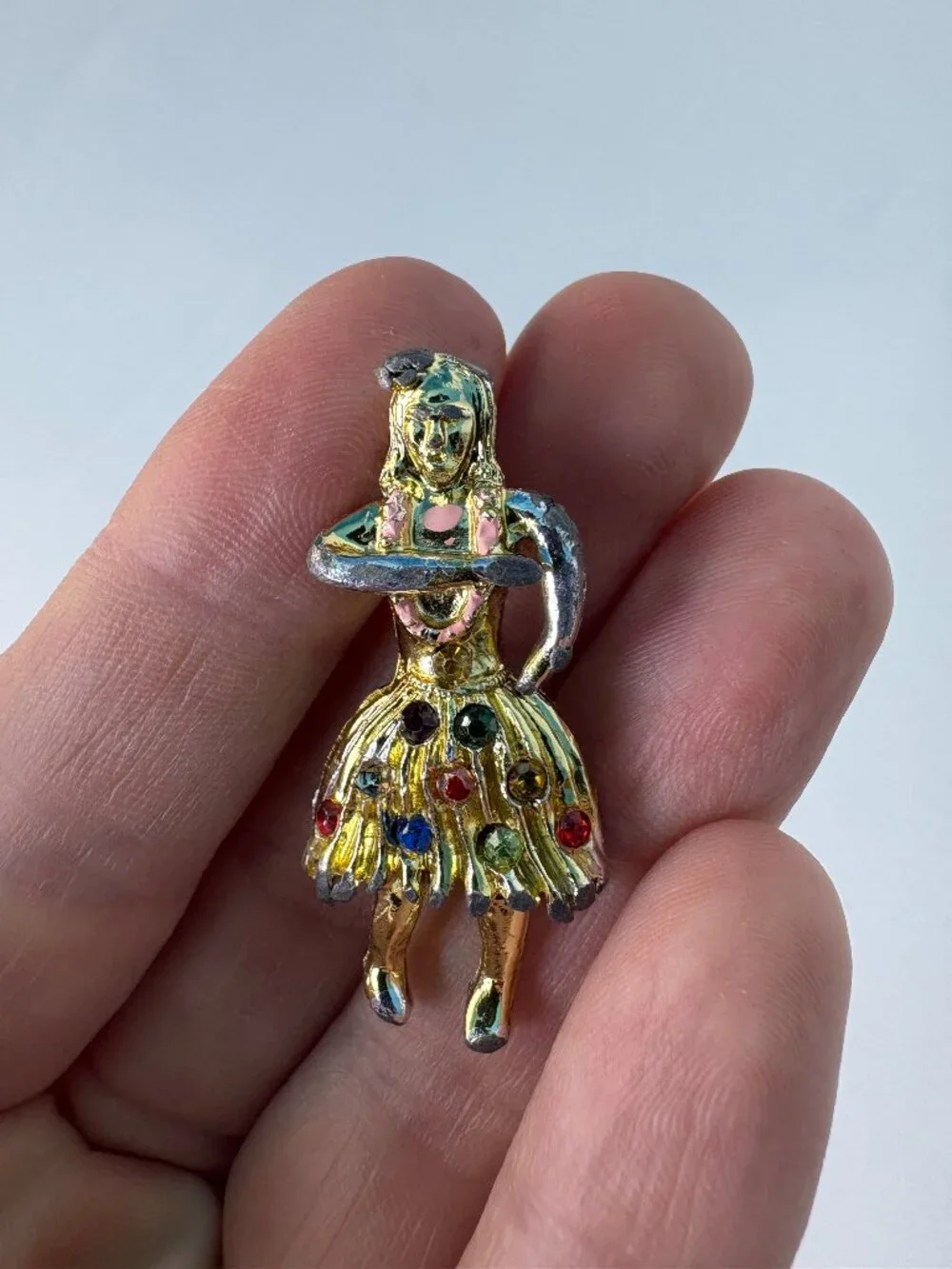 Vintage Hula Girl Brooch Gold Tone Rhinestone Pin Hawaiian Dancer Brooch